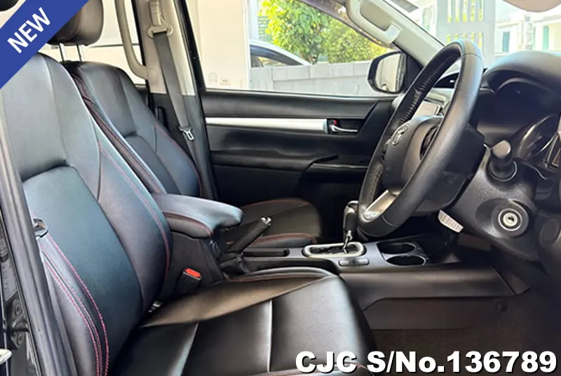 Toyota Hilux in Black for Sale Image 9