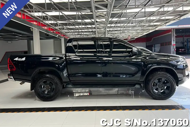 Toyota Hilux in Black for Sale Image 5
