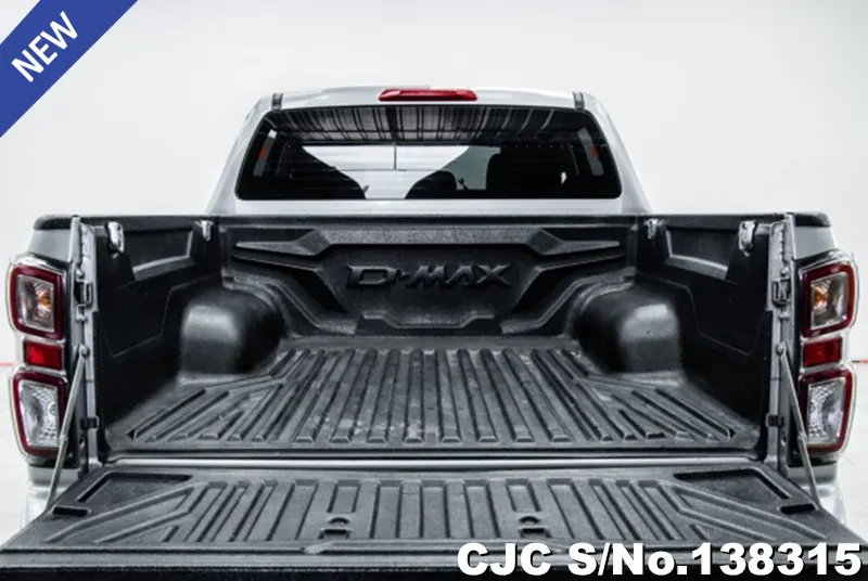 Isuzu D-Max in Silver for Sale Image 4