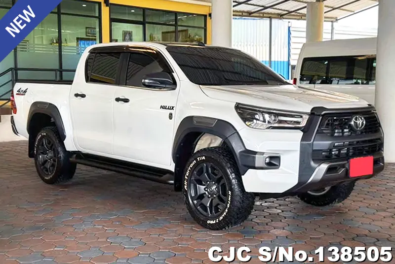 Toyota Hilux in White for Sale Image 0