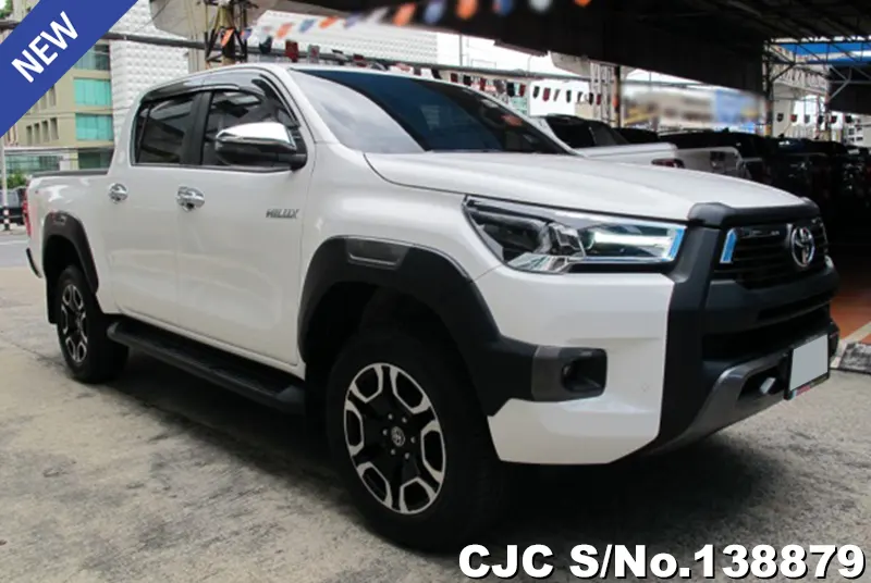 Toyota Hilux in White for Sale Image 0