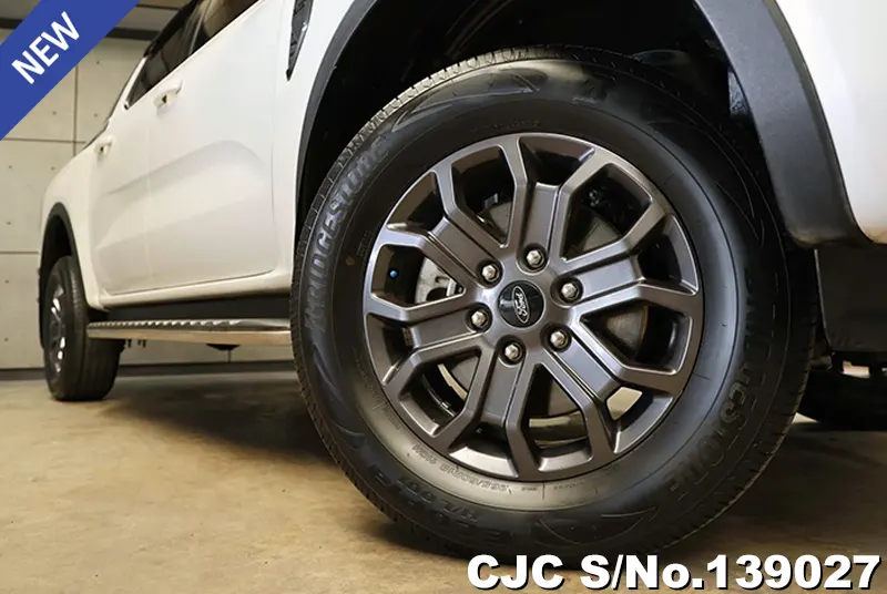 Ford Ranger in White for Sale Image 15