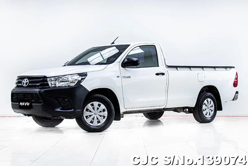 Toyota Hilux in White for Sale Image 2