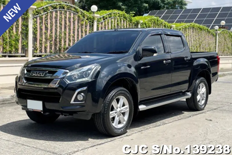 Isuzu D-Max in Black for Sale Image 0