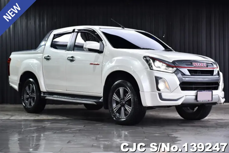 Isuzu D-Max in White for Sale Image 0