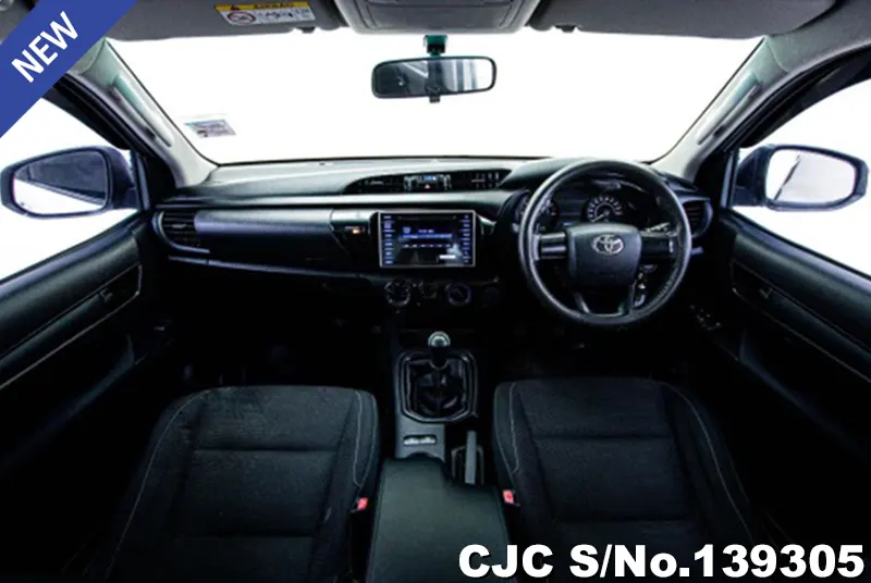 Toyota Hilux in White for Sale Image 5