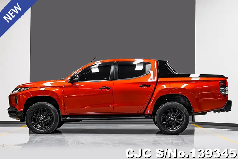 Mitsubishi Triton in Orange for Sale Image 7